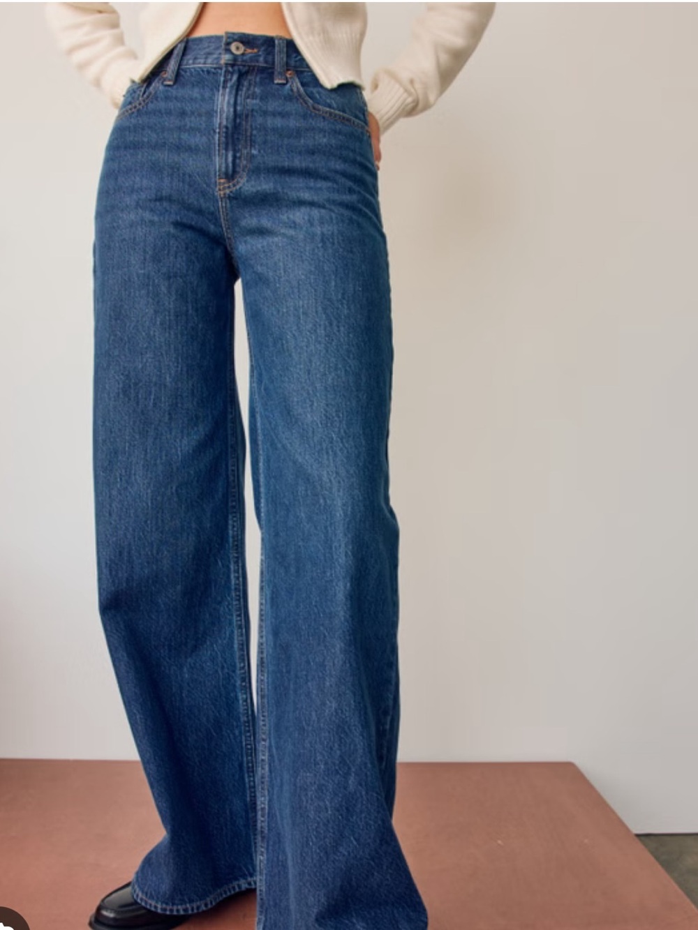 NWT abercrombie and fitch high rise wide leg jeans SIZE 34 - Picture 1 of 7